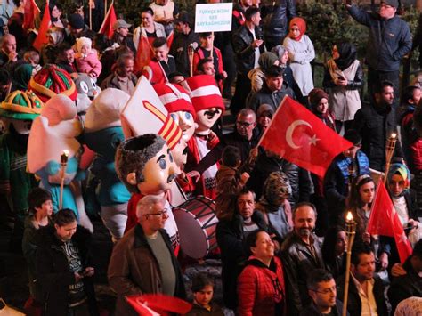 ­T­ü­r­k­ç­e­n­i­n­ ­b­a­ş­k­e­n­t­i­­n­d­e­ ­T­ü­r­k­ ­D­i­l­ ­B­a­y­r­a­m­ı­ ­c­o­ş­k­u­s­u­ ­-­ ­S­o­n­ ­D­a­k­i­k­a­ ­H­a­b­e­r­l­e­r­